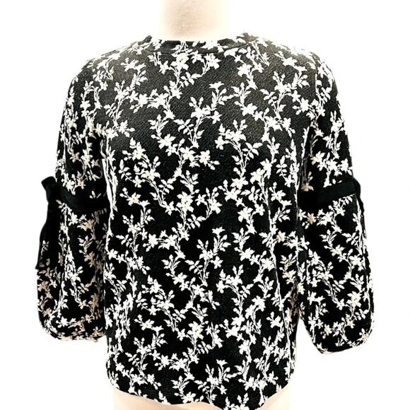 Karl Lagerfeld Black Knit Blouse Ribbon on Sleeve Black Size Smalll - Picture 8 of 8